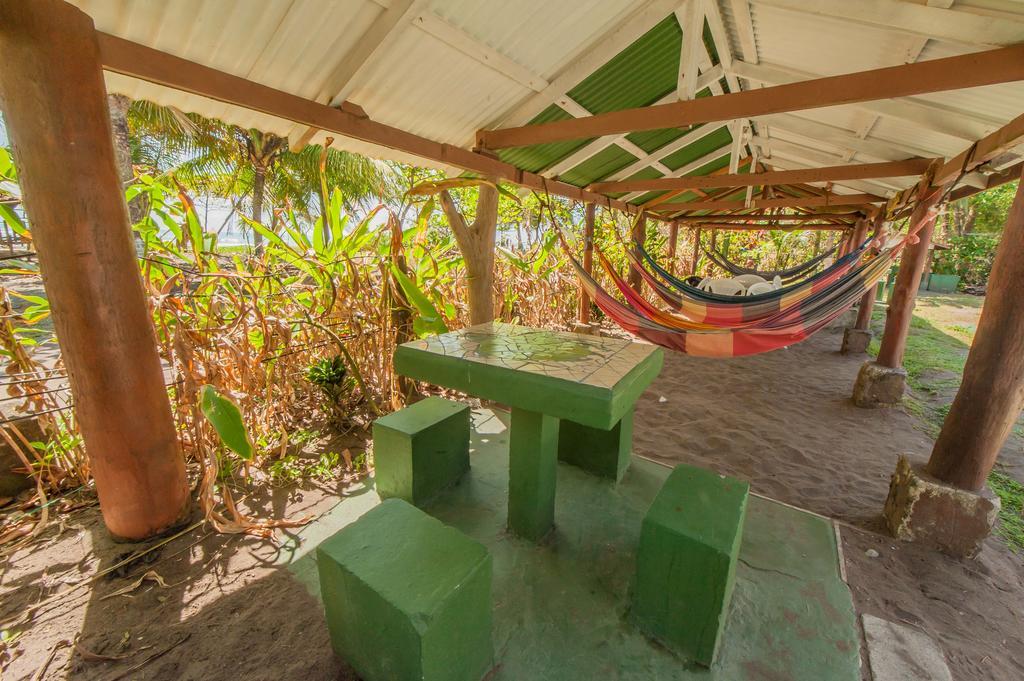 Cabinas Balcon Del Mar Tortuguero Luaran gambar